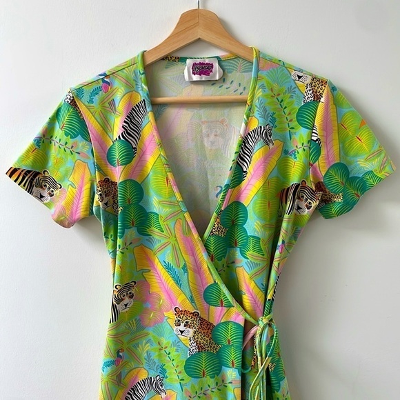 Leggiadro Jungle jersey Wrap Dress Stretch Lycra Tiger Zebra shortsleeve green M - Picture 2 of 12